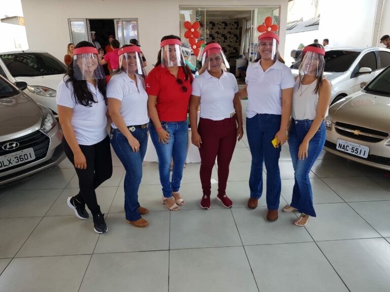 Com retorno de academias e funcionalismo, máscaras face shield deixam você mais protegido