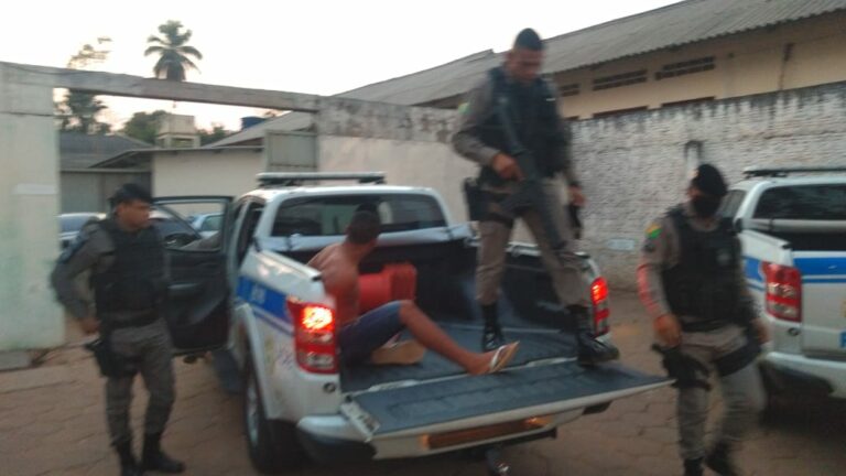 Homem é preso após fugir de moto da polícia e sem habilitação em Rio Branco