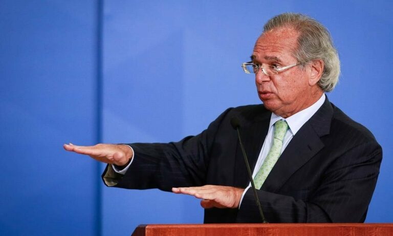 Guedes quer Renda Brasil com benefício médio de R$ 247, fim de abono salarial e de Farmácia Popular