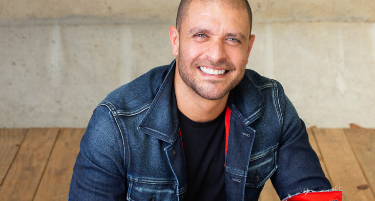 Justiça manda Diogo Nogueira pagar mais de R$ 100 mil à ex-mulher e ao filho