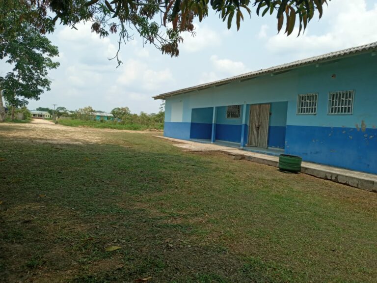 FCCV realiza faxinaço na UBS Euclides Queiroz Cunha, no bairro Miritizal