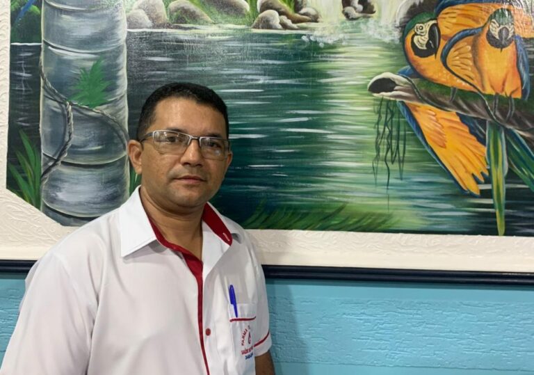 Abdias da Farmácia lidera pesquisas espontâneas e estimuladas em Tarauacá