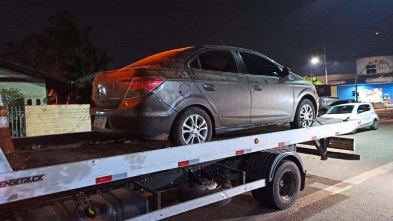 PM encontra carro utilizado na execução de adolescente de 14 anos no Calafate