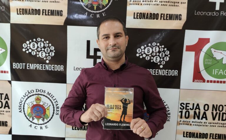 Sargento da PM com dislexia auditiva e dificuldade de leitura e fala lança livro no AC