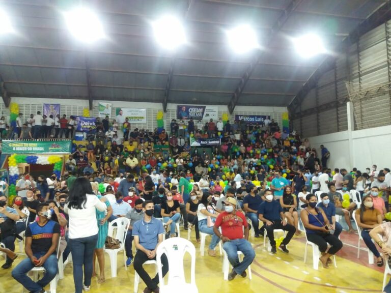 Multidão lota lançamento da candidatura de Duarte à prefeitura de Rio Branco