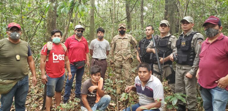 Após estupro e chacina na fronteira do AC, corpos de família são encontrados em mata