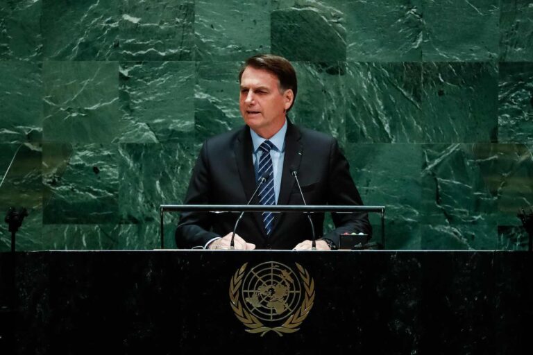 Bolsonaro tem 37% de aprovação com maior popularidade no Norte do país