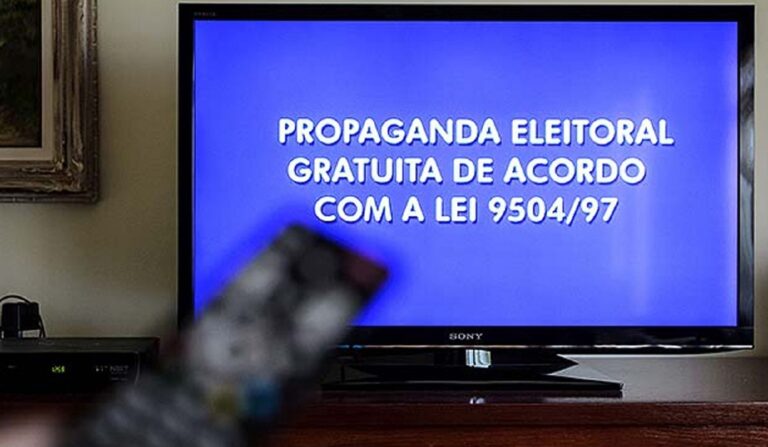Blog do Ton: Propaganda eleitoral não é terra de ninguém