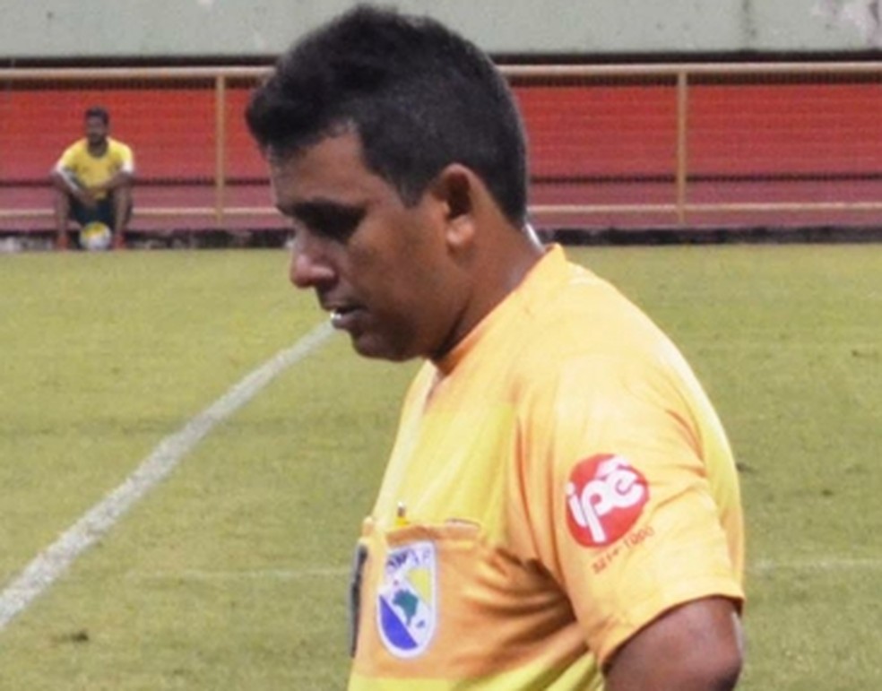 Fábio Santos, do Acre, apita clássico Rio Branco-AC x Atlético-AC, nesta quinta-feira