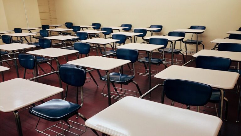 Escolas particulares do Acre devem reajustar mensalidades em 10%; entenda