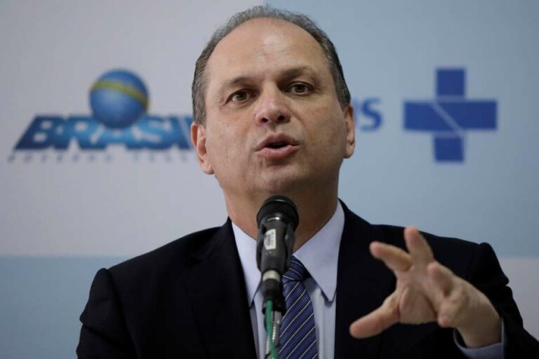 Líder de governo defende plebiscito para nova Constituição