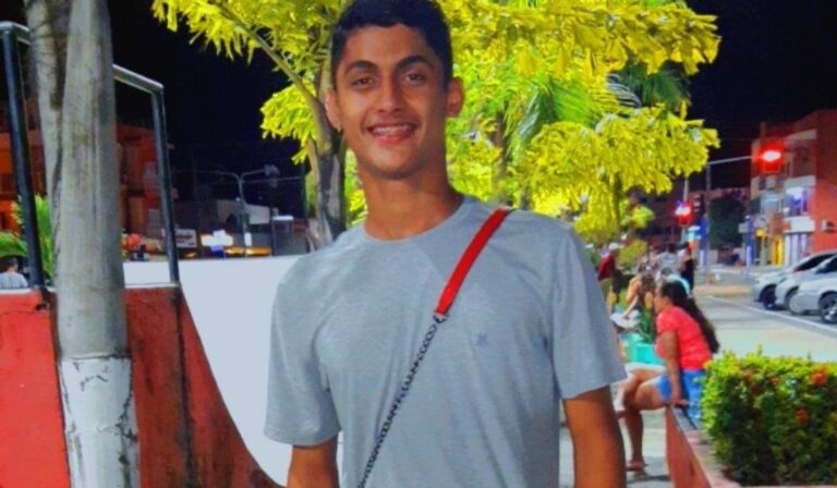 Após acidente de trânsito, jovem não resiste e morre no Hospital do Juruá