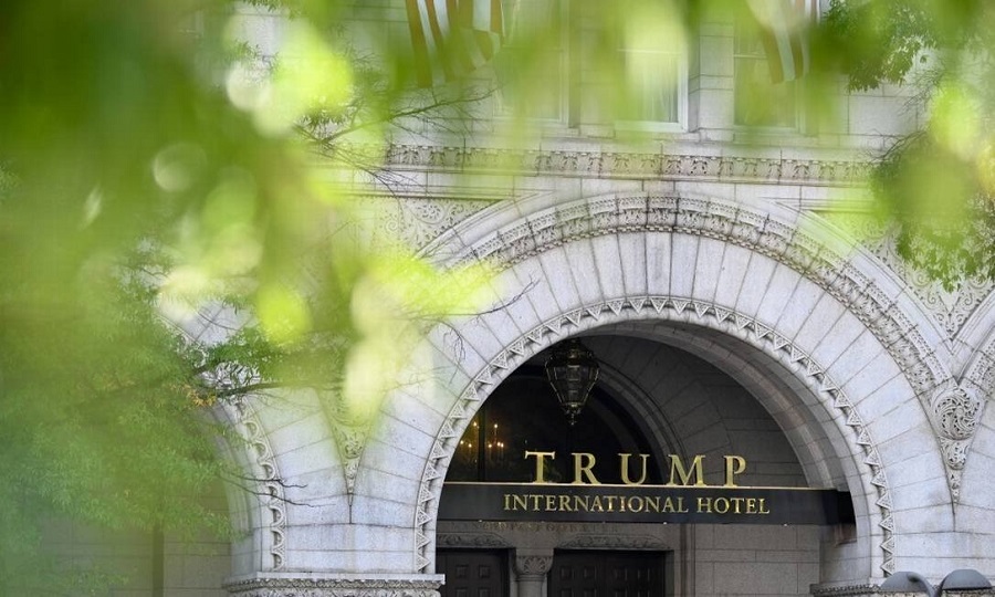 Sete revelações de como Trump lucrou em troca de favores durante o seu governo