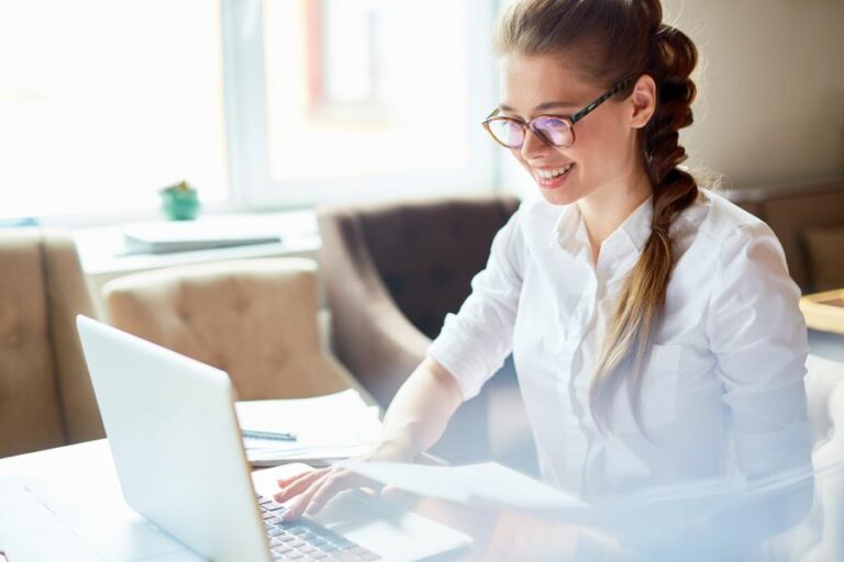 EAD: o número de matrículas para a modalidade cresceu 378,9% nos últimos 10 anos