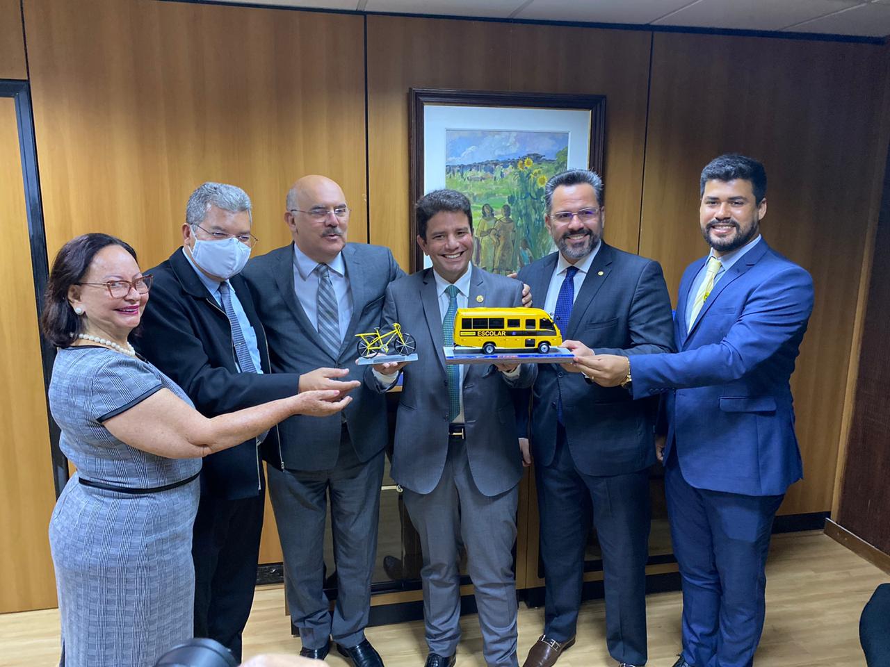 Alan Rick, Gladson e Mauro buscam apoio do MEC ao Projeto de Educação Indígena