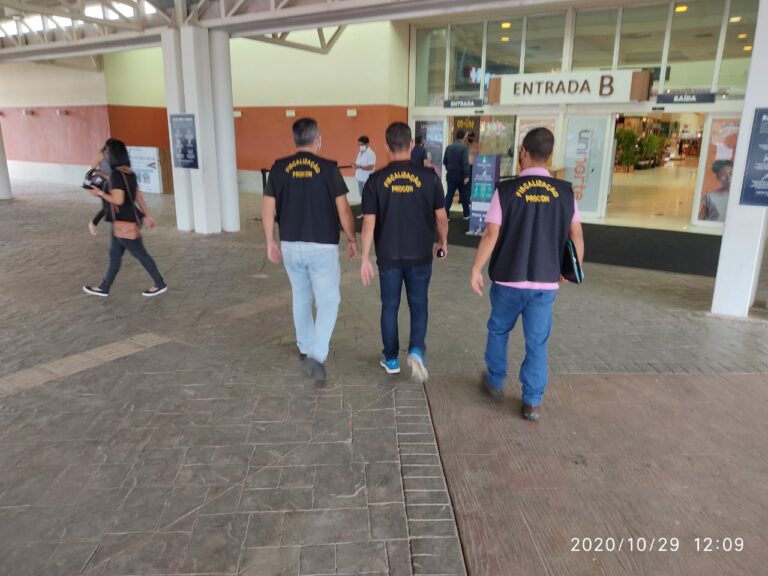 Procon notifica shopping de Rio Branco sobre medidas para combater a Covid-19