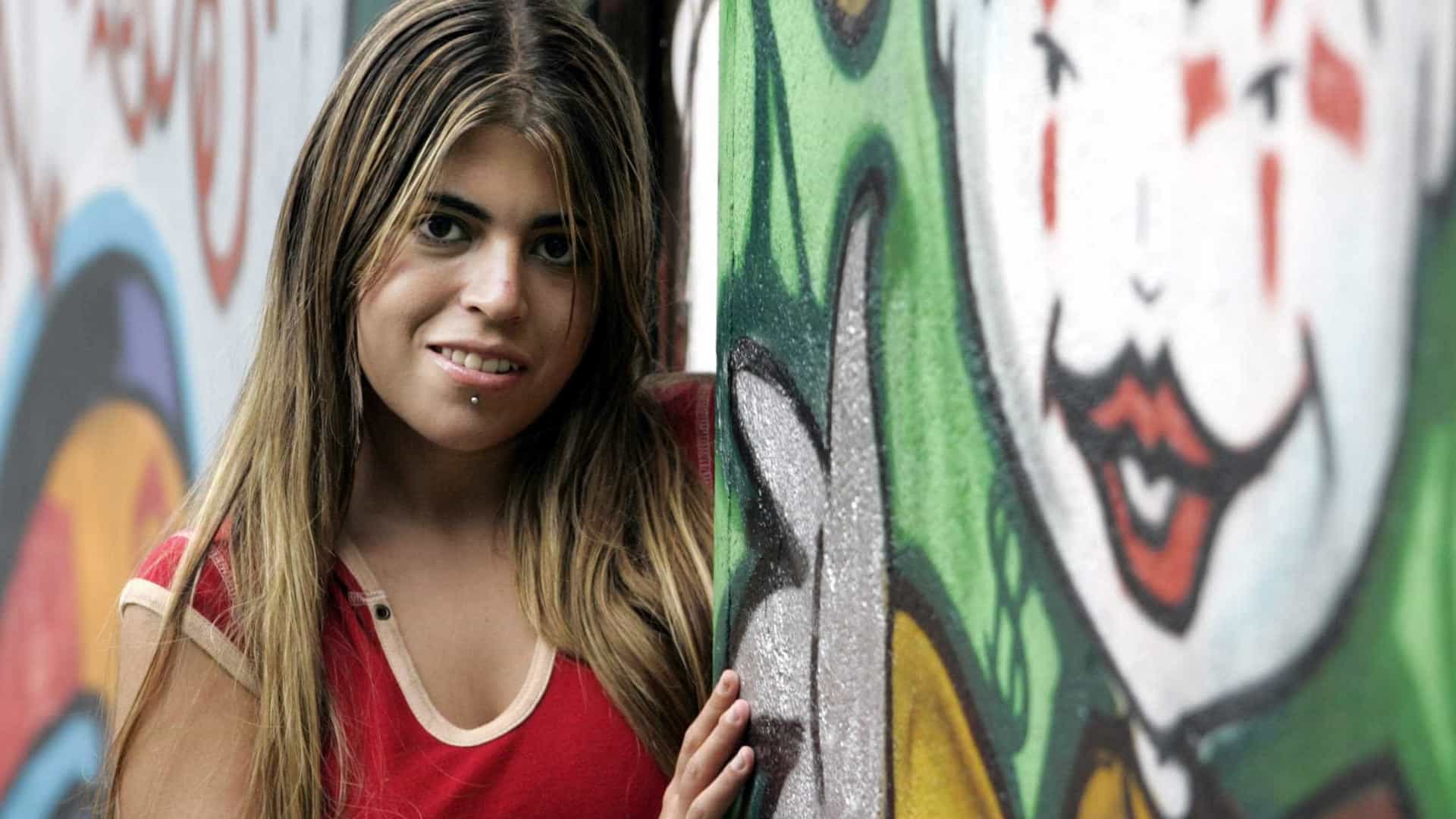 Bruna Surfistinha questiona Bolsonaro sobre verba para primeira-dama