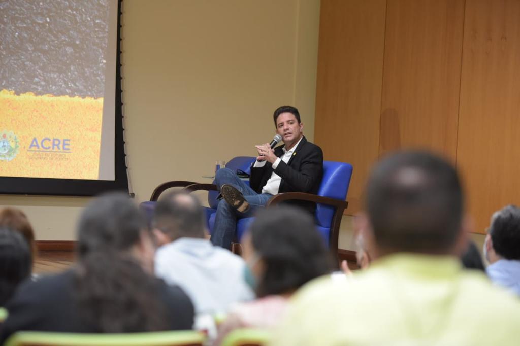 Gladson Cameli apresenta à bancada federal ações estratégicas da gestão para 2021