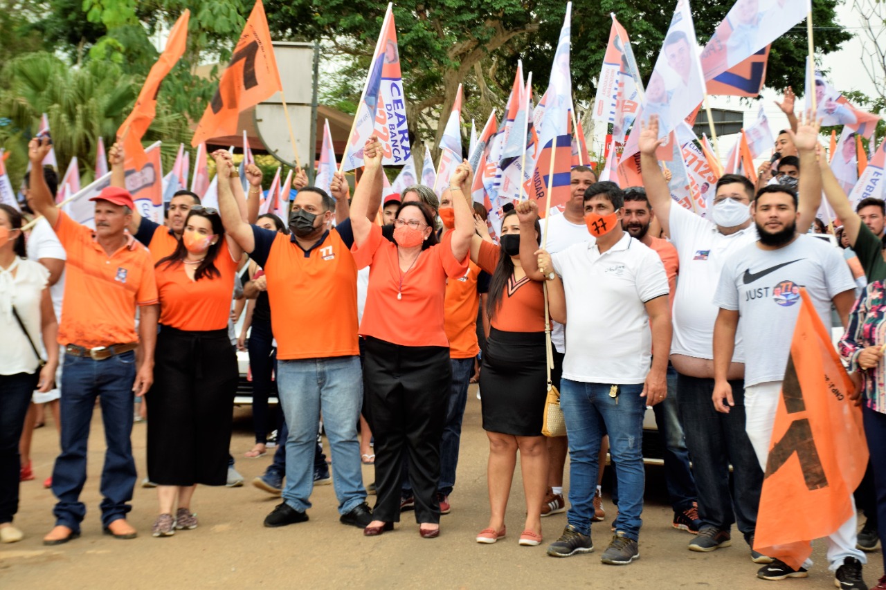 Vanda Milani prestigia caminhadas de Gilson e Fabrícia em Senador Guiomard e Bujari