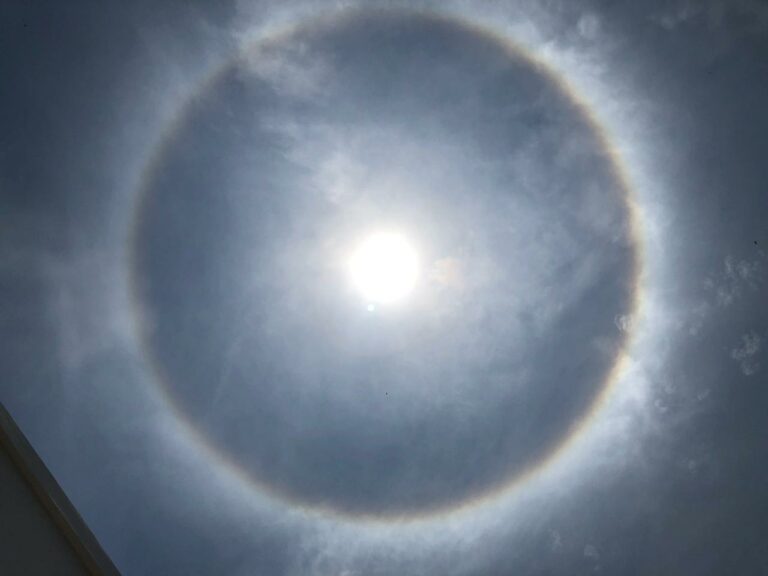 Halo: Fenômeno solar é registrado no céu do Acre e impressiona população