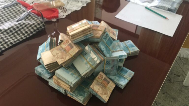 Esquema investigado pela PF tem lavagem de dinheiro, desvio de recursos e servidores fantasmas