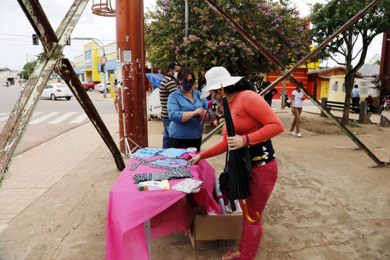 Prefeitura realiza blitz em alusão ao Dia D da campanha de Prevenção e Combate à Sífilis