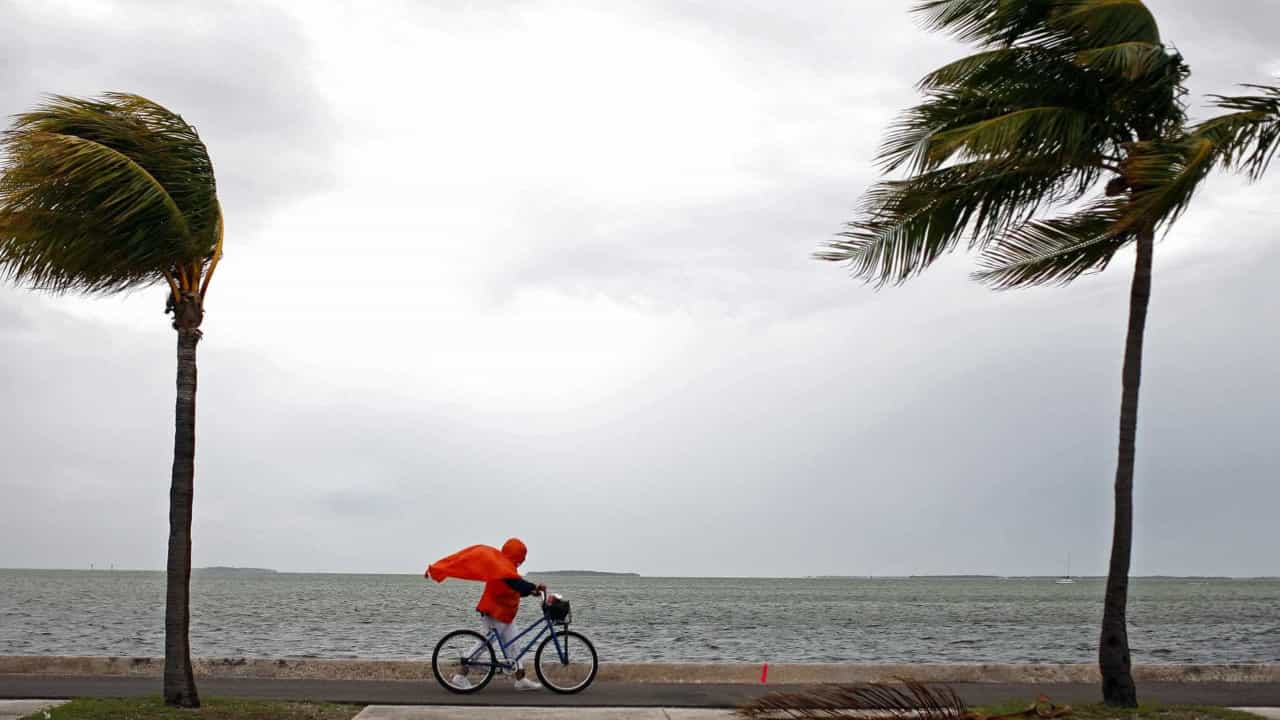 Furacão Delta vai atingir a costa mexicana em Yucatan ainda hoje