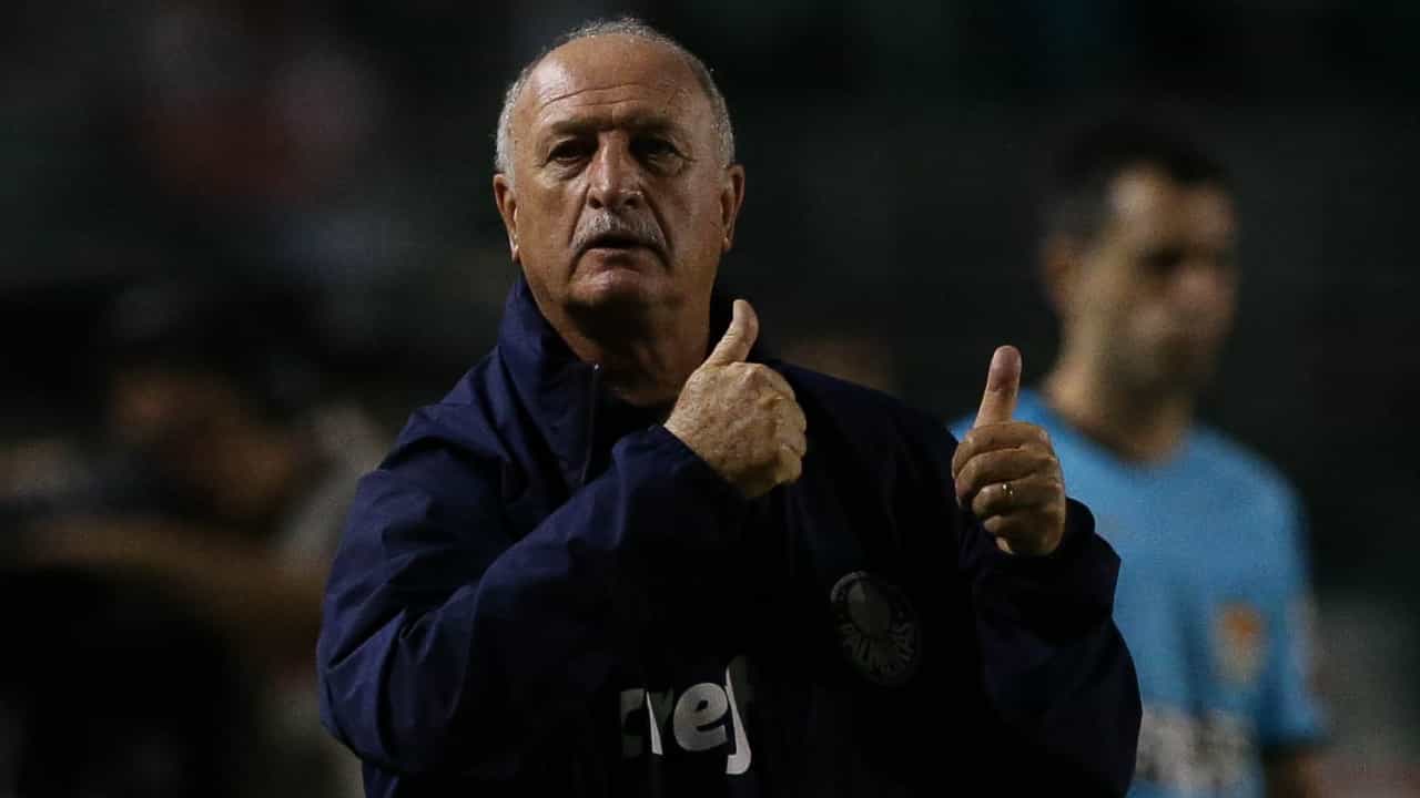 Cruzeiro anuncia Felipão como novo técnico