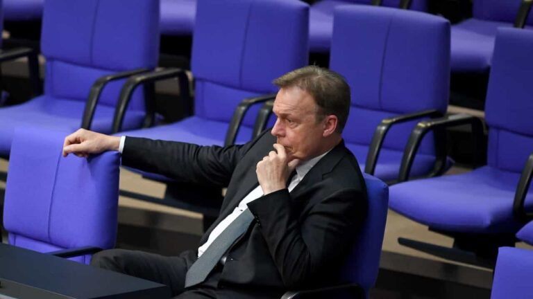 Morre Thomas Oppermann, vice-presidente do parlamento alem&atilde;o