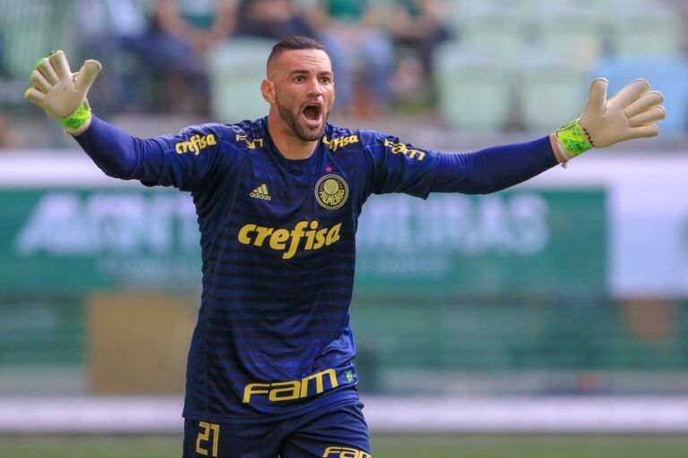 Acreano Weverton é convocado por Tite para a Seleção Brasileira nos próximos jogos