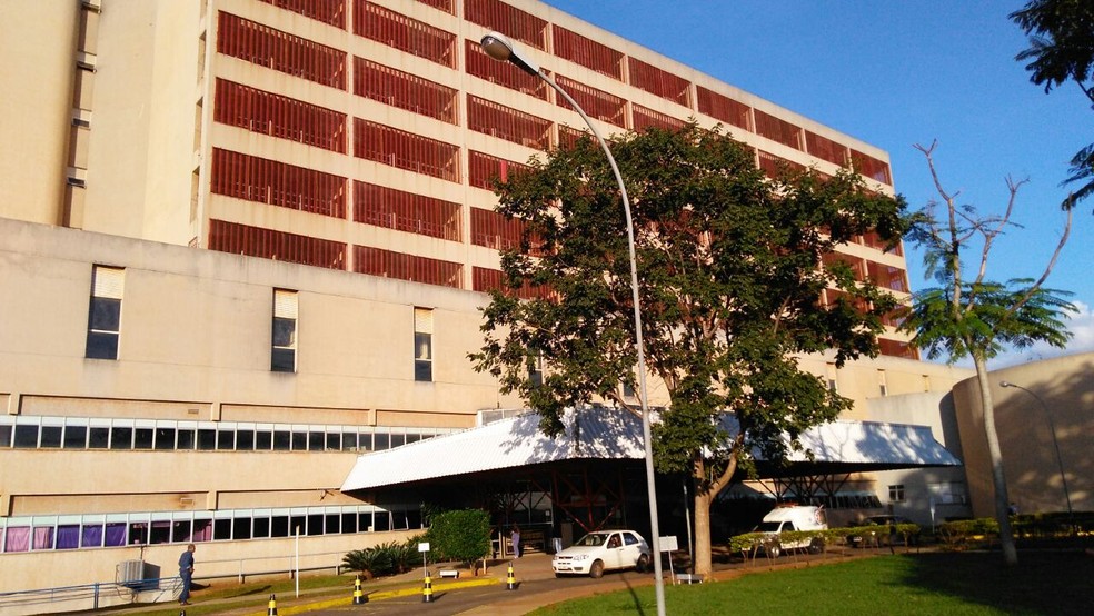 Idoso morre de Covid em hospital, e filha diz que dentes de ouro de R$ 11 mil sumiram