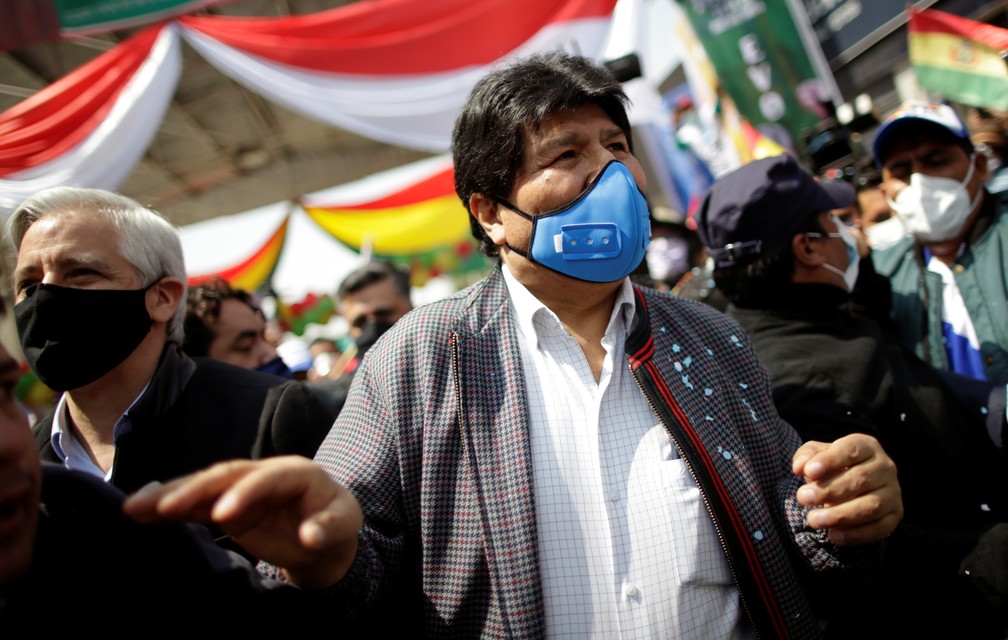 Evo Morales volta à Bolívia um ano após renunciar à presidência