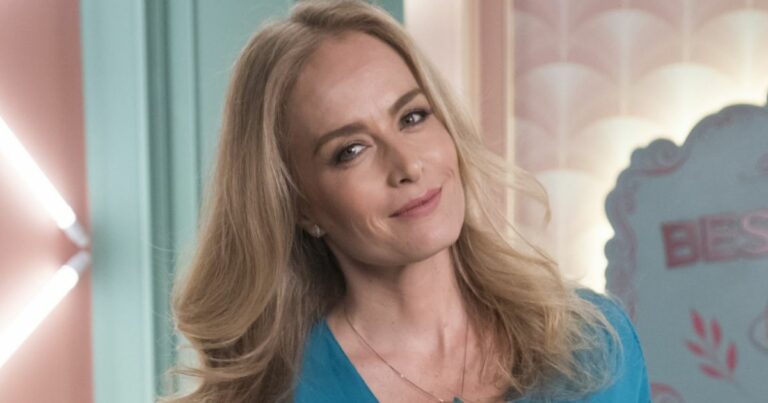 Angélica diz que parou de fazer shows por crises de pânico