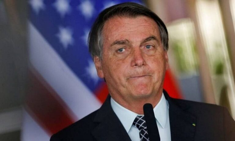 Aconselhado a cumprimentar Biden, Bolsonaro resiste e mantém o silêncio