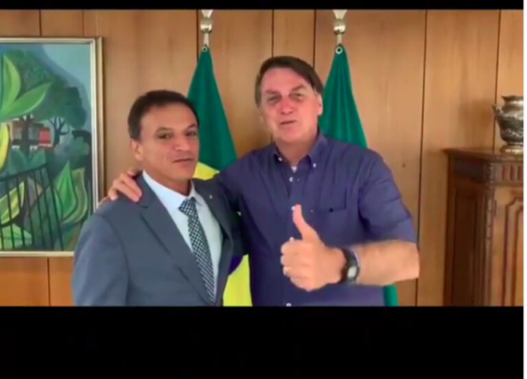 Bolsonaro grava vídeo em apoio a Bocalom no segundo turno: “Estamos juntos!”
