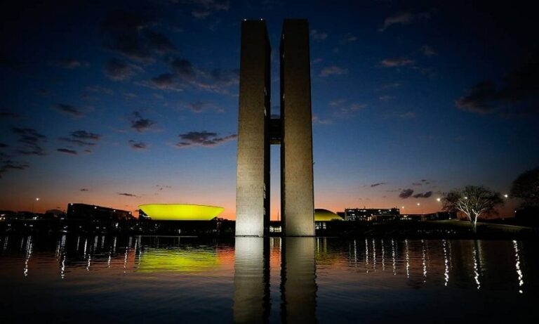 Congresso Nacional cria profissão de despachante de documentos