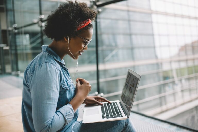 Saiba quais são os cursos tecnólogos mais buscados e se prepare para o mercado