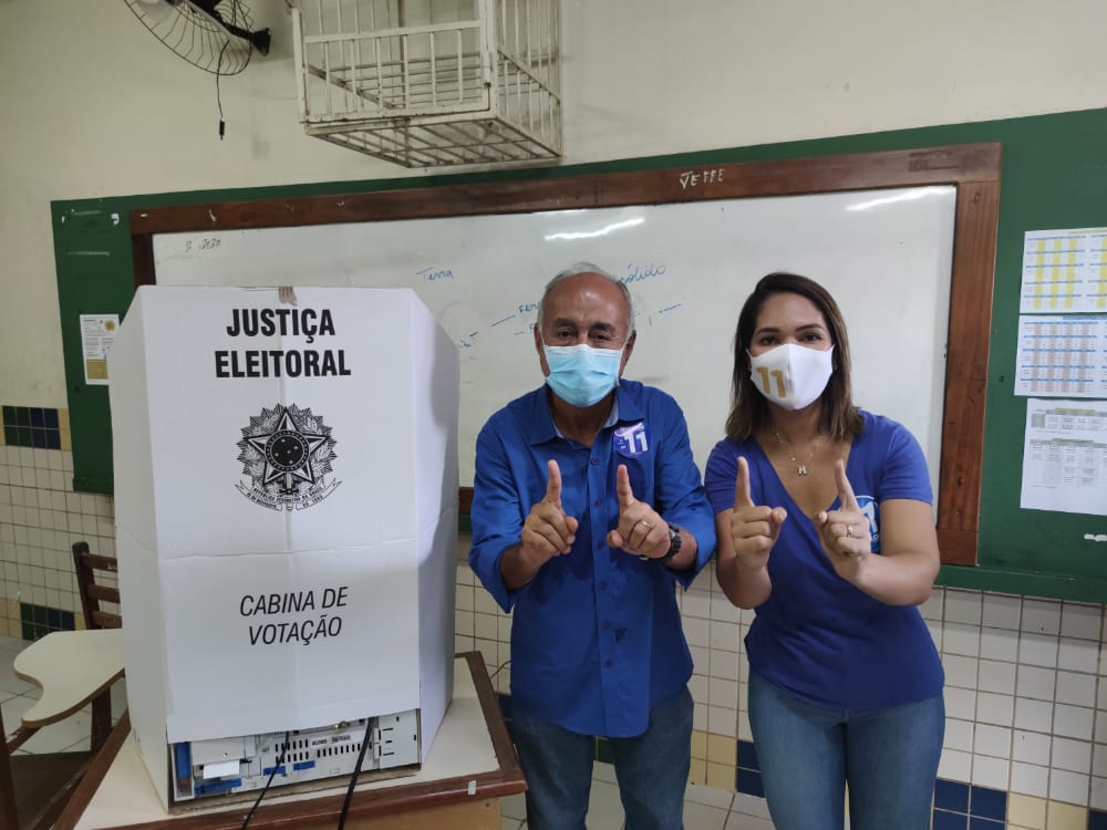 Bocalom é o primeiro candidato a votar em Rio Branco: “Vamos ganhar com folga”