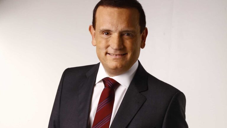 Após demissão do SBT, Roberto Cabrini marca estreia na Record