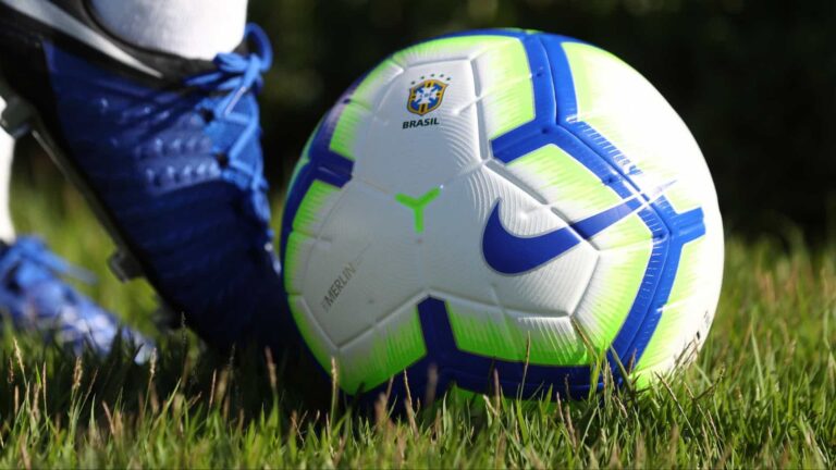 Argentina pede adiamento de amistosos contra o Brasil