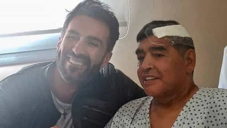 Última foto pública de Maradona causou polêmica entre médico e familiares