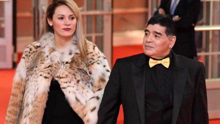 Ex-namorada de Diego Maradona impedida de participar do velório