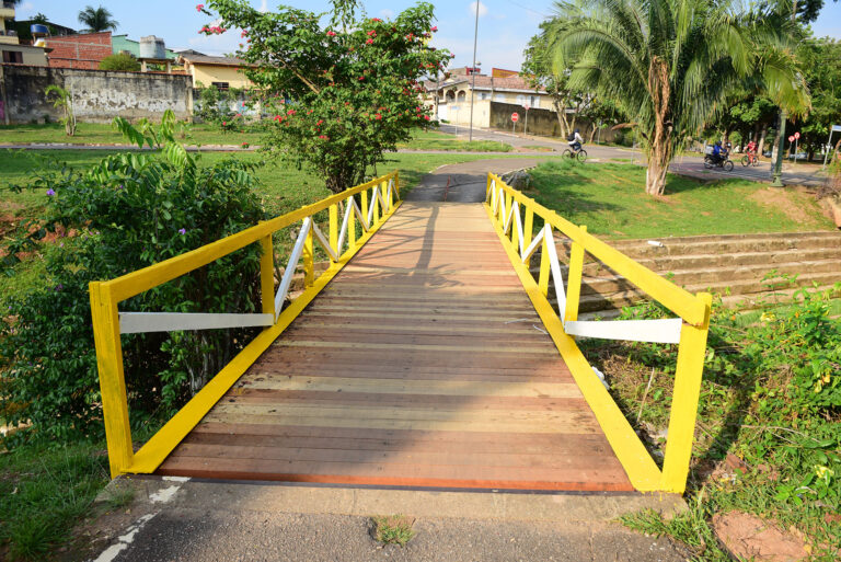 Prefeitura de Rio Branco constrói e recupera pontes e passarelas no município