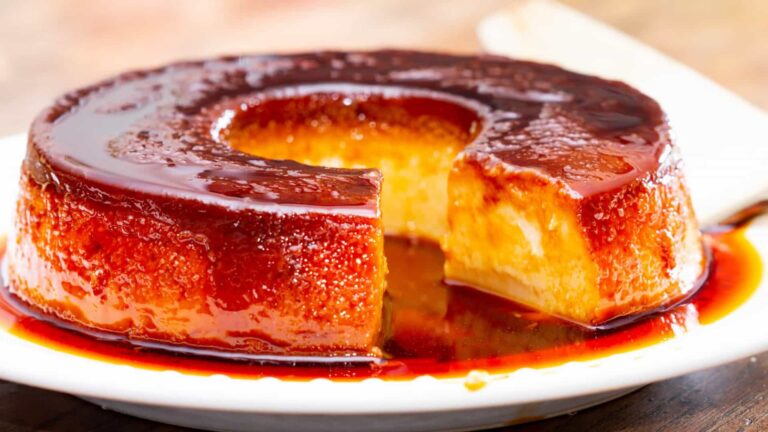 Delícia! Receita de Pudim de biscoito sem leite condensado