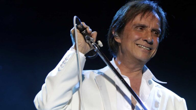 Roberto Carlos fala sobre cancelamento de especial de fim de ano na Globo