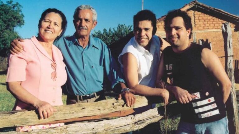 Morre aos 83 anos, Seu Francisco, pai de Zezé e Luciano Camargo