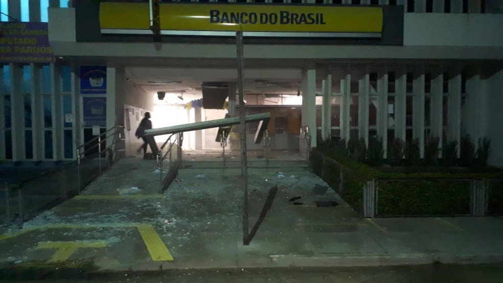 Quadrilha toma ruas e assalta banco no Pará, em ação parecida com a de Criciúma e deixa um morto