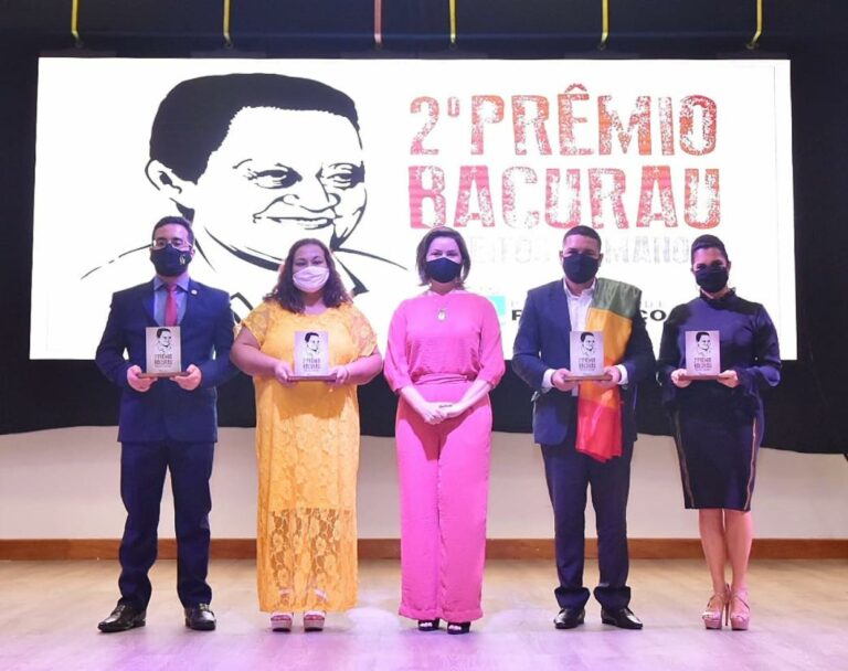 Entrega do Prêmio Bacurau de Direitos Humanos é marcada pela emoção dos homenageados