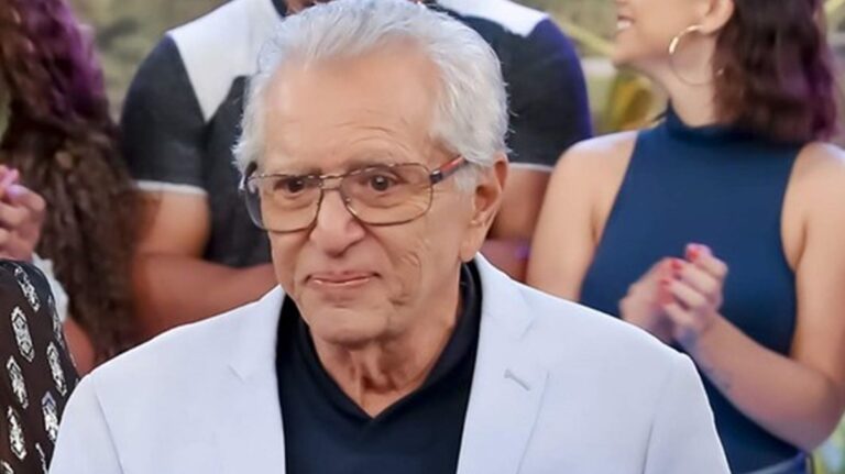 Anúncio da morte de Carlos Alberto vai parar nos assuntos mais comentados no twitter