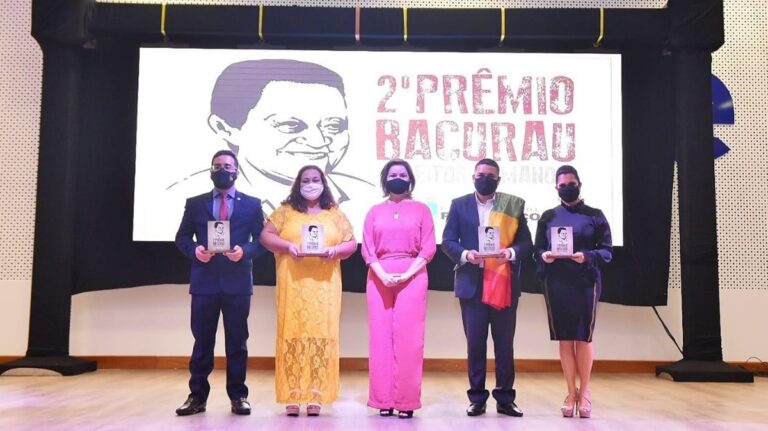 Prêmio Bacurau de Direitos Humanos na coluna da Jackie Pinheiro